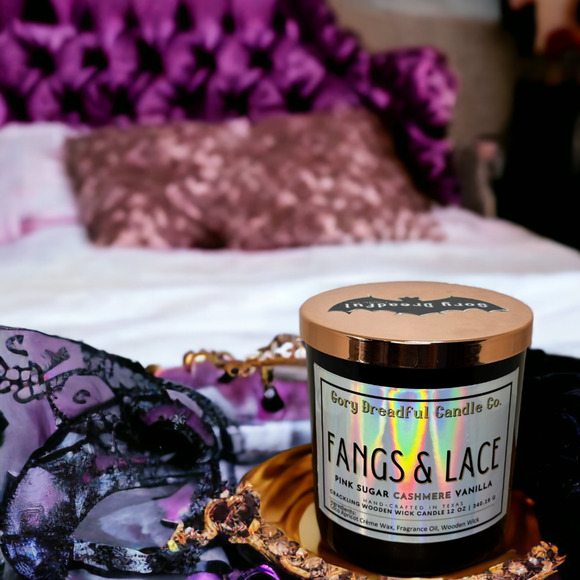 Fangs & Lace Crackling Wooden Wick Candle: Cashmere Pink Sugar Scent - Picture 4 of 10